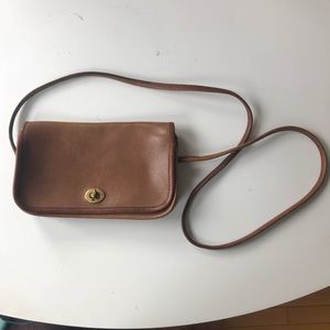 Vintage Coach Crossbody Brown Leather Bag